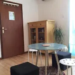 Cimbora, Salara *